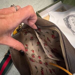 *Faux* Gucci crossbody messenger bag. Excellent quality
